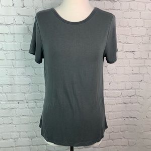 🌈3X$25⚡️BKE Open Back Blouse Size XS